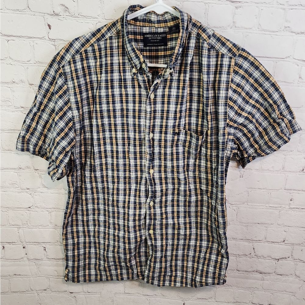 Men's American Eagle button-down shirt, size Medium